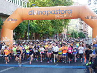 Foto de archivo de la salida de la V Carrera Universitat de València.