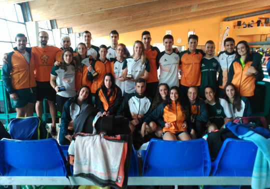 El equipo de natación de la UV, subcampeón de España.