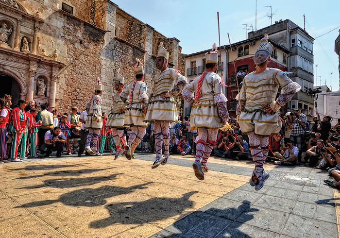 La Universitat de València i els Instituts d'Estudis Comarcals analitzen el patrimoni immaterial del territori valencià