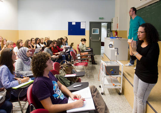 Lengua de signos en el aula.