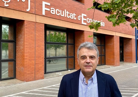 Francisco Muñoz Murgui, elegido nuevo decano de la Facultat d’Economia  de la Universitat de València