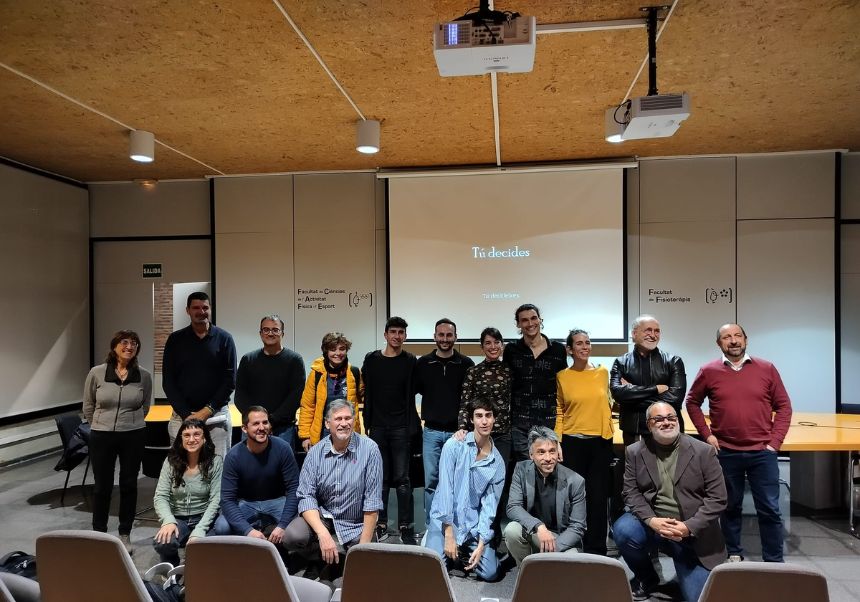 Presentación sobre proyecto de video-danza sobre estereotipos de género, uno de los ganadores de la pasada edición.