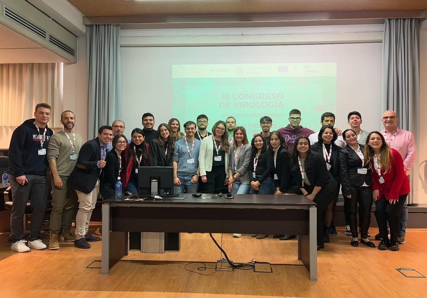 Encuentro de científic@s y estudiantes en el III Congreso de Virología