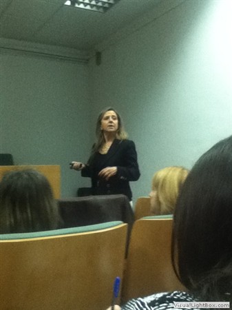 Conferencia titulada: “Efecto de metanfetamina y MDMA sobre la permeabilidad y estructura de la Barrera Hematoencefálica (BHE)”