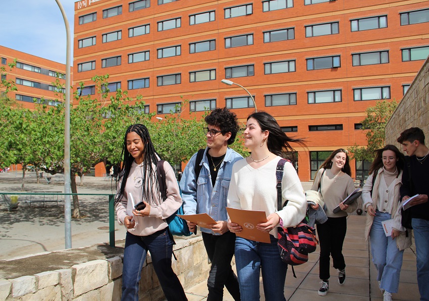 Sessió informativa pràctiques extracurriculars en el Registre Mercantil