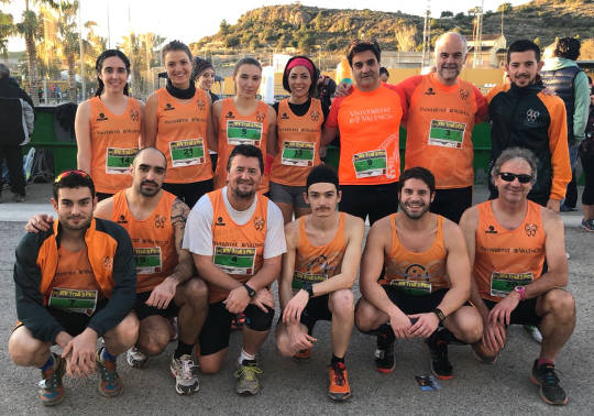 Membres de l'equip de trail de la Universitat de València.