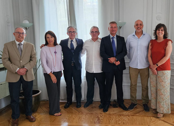 Juan Vicente Climent, Lucía Echevarría, Jesús del Pozo, Carlos del Pozo, Aurelio García, Francisco Sánchez, Lucía de Juan.
