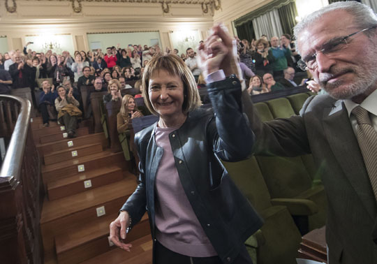 La rectora electa Mavi Mestre i el rector de la Universitat, Esteban Morcillo