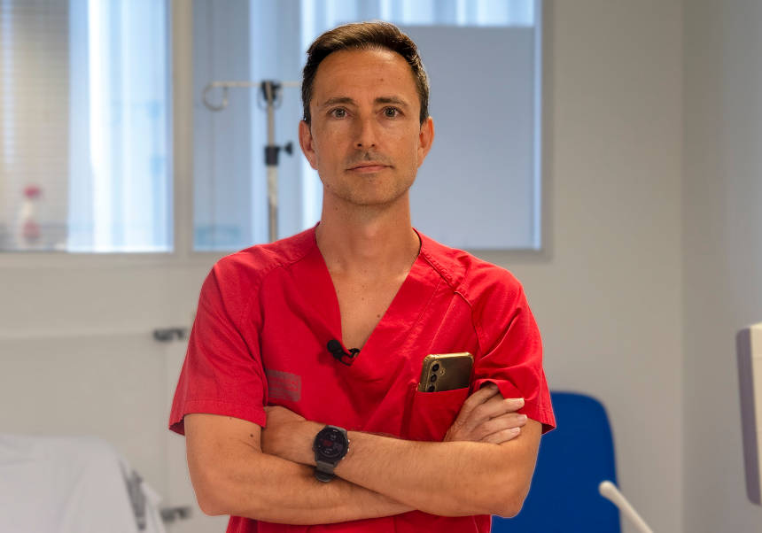 El investigador César Lizán, profesor del Departamento de Pediatría, Obstetricia y Ginecología de la UV.