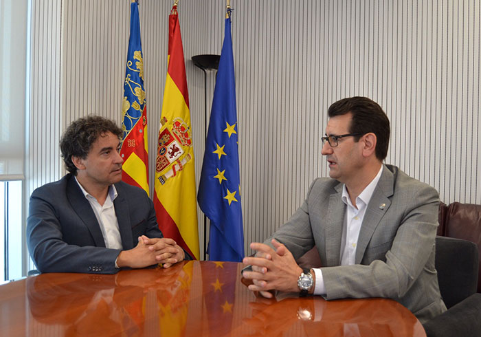 El vicerrector Jorge Hermosilla y el secretario autonómico Francesc Colomer