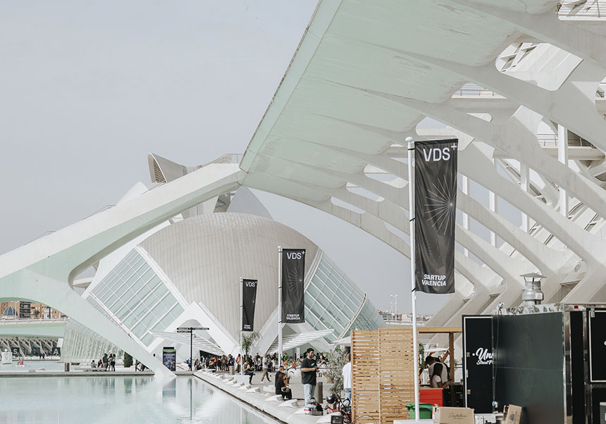 La Universitat de València participa en la nueva edición del Valencia Digital Summit (VDS)