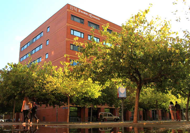 Faculty of Economics of the University of Valencia.