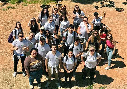Un grupo de estudiantes de Turismo visitan el Parque Natural de la Albufera