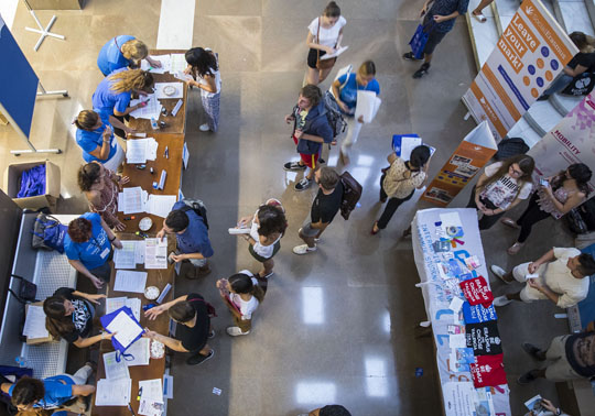 Sessió de benvinguda d'estudiants erasmus. Foto: Miguel Lorenzo.