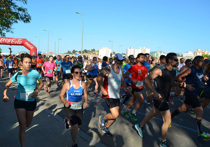 Alzira recibe hasta el 21 de octubre la exposición de la Universitat de València ‘Territori valencià, territori runner’