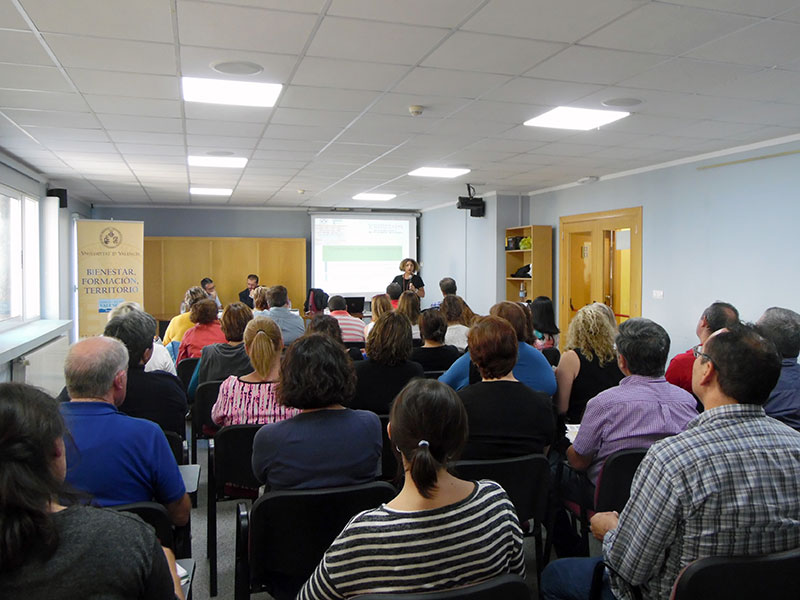 La Universitat de València organiza una jornada sobre ciberacoso en Quart de Poblet