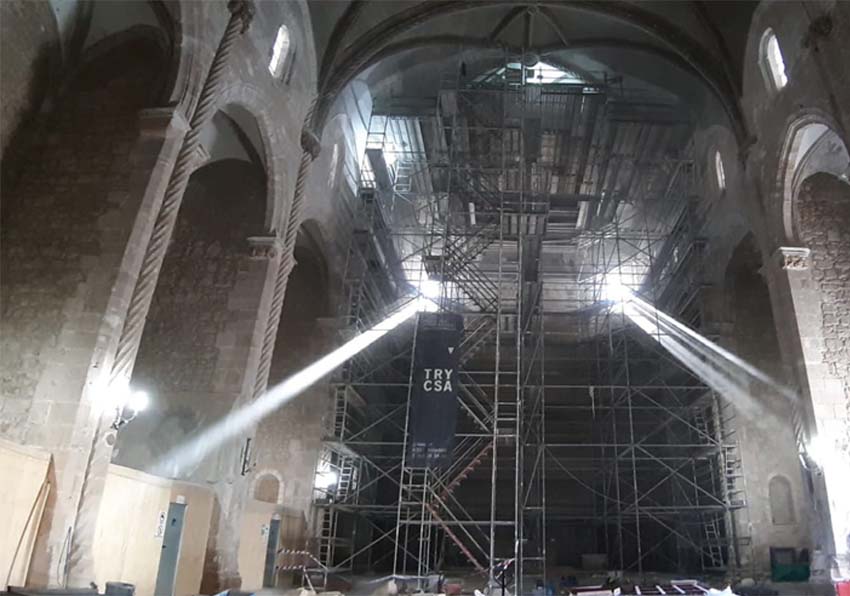 Foto de las obras de la iglesia