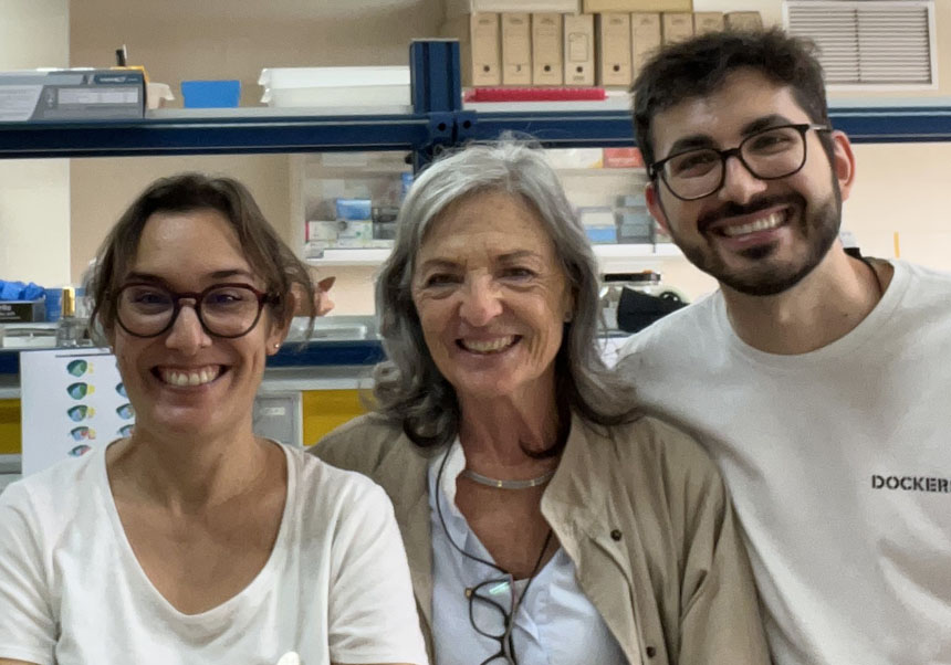 (From left to right). Carmen Agustín, María José Lorente and Alexandru Vasile.