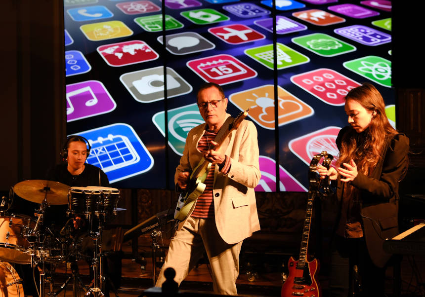 Un momento del concierto de Farlise en la Capilla de La Nau.