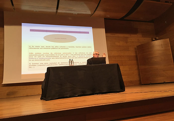 Conferència de Carlos Ochando. 25 de febrer de 2018.