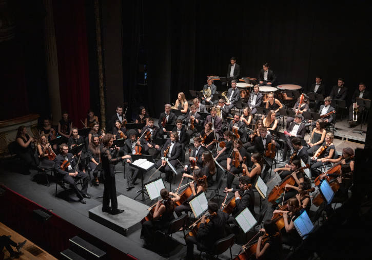 Orquestra Filharmònica de la Universitat de València.