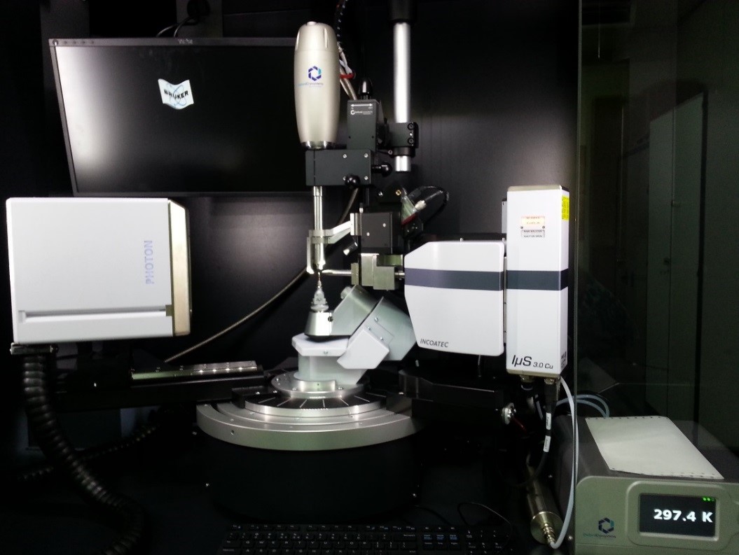 Single-crystal X-ray diffractometer