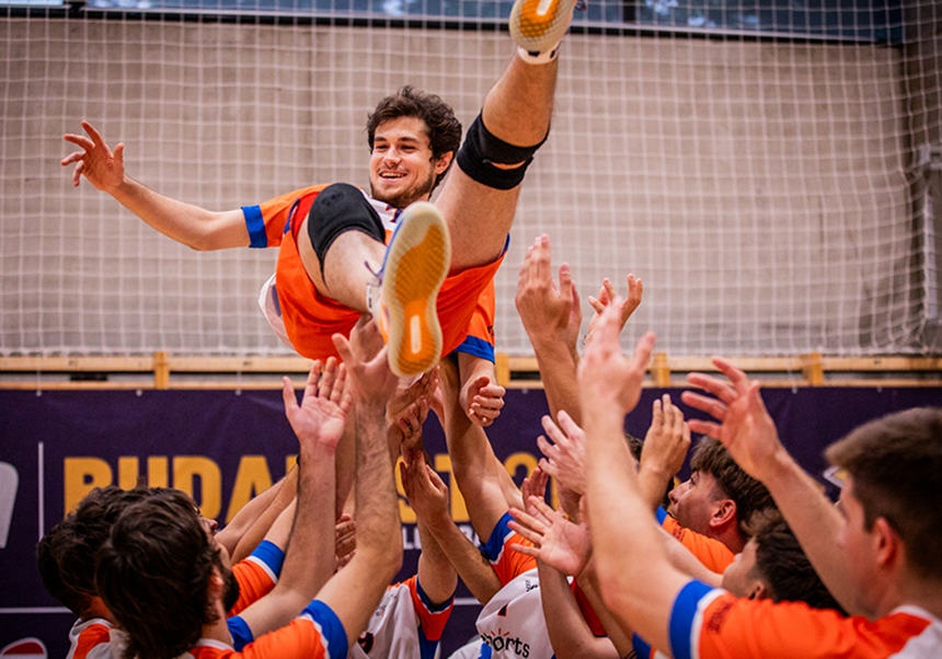 esportistes de la UV celebrant