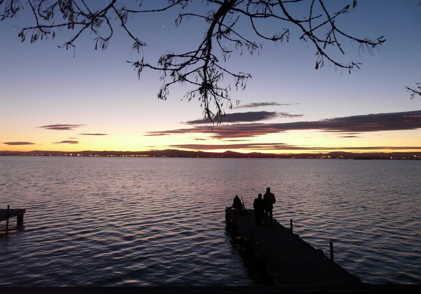 Puesta de sol en el parque natural de l'Albufera.