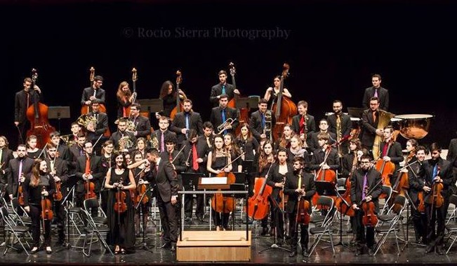 La Orquestra Filharmònica de la Universitat de València.