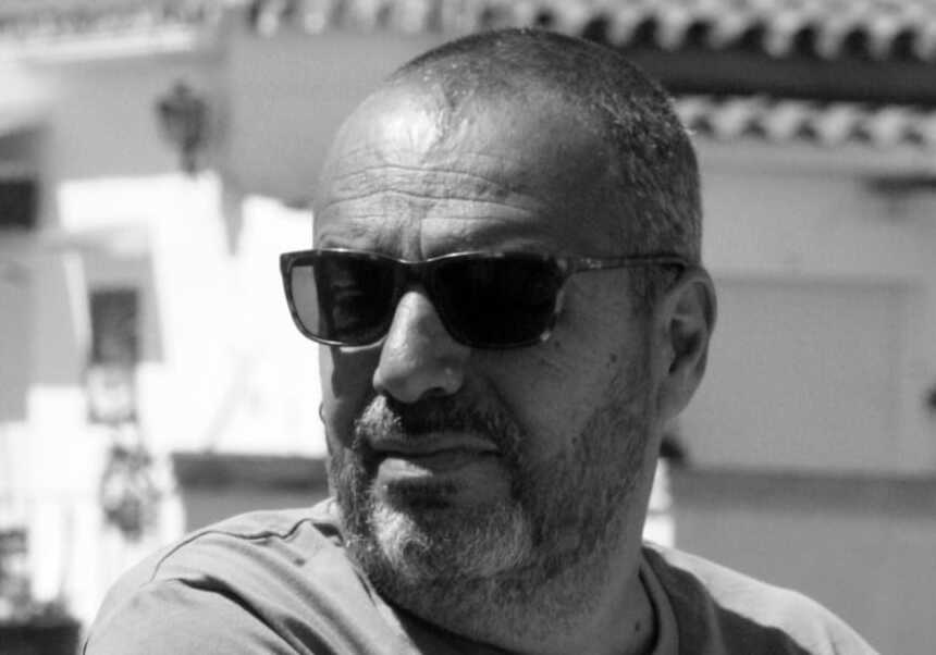 Pedro Flores.
