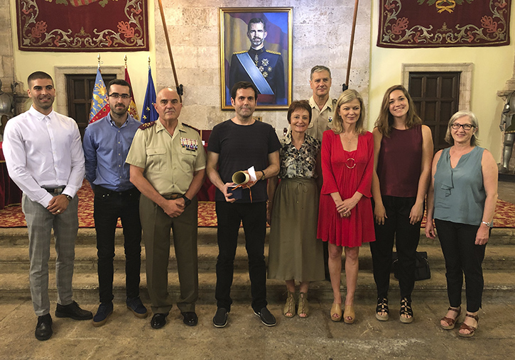 Quatre egressats de la Universitat reben el premi Capitania General de València