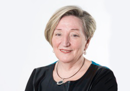 Dr. Ana Lluch