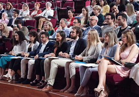 Premios extraordinarios y reconocimiento y agradecimiento al profesorado  y personal de administración y servicios jubilado.