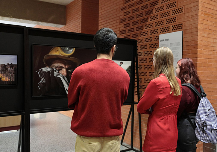 Exposició 'Creadores de Conciencia'