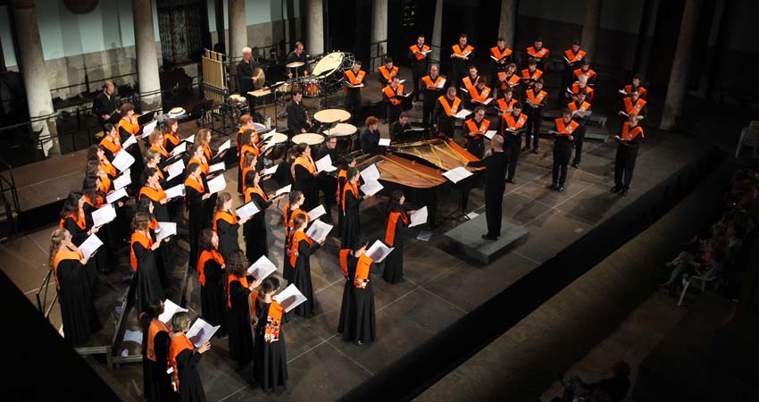 Photo of the performers