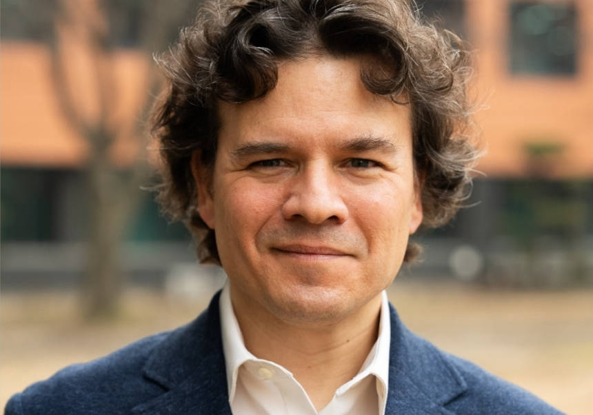 El físic valencià Pablo Jarillo-Herrero, titulat per la Universitat de València.