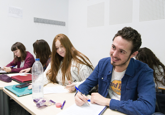The UV keeps open the registration of the last vacancies for the official Master’s degree