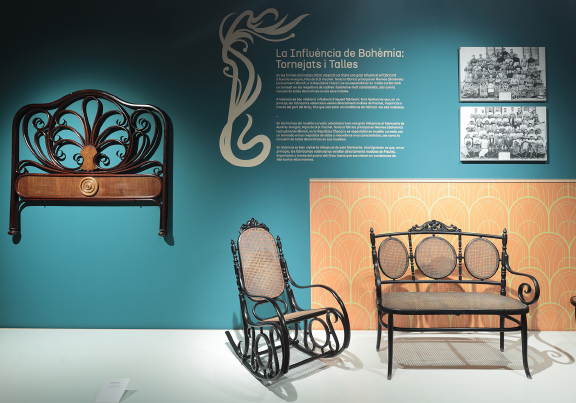 Exposición AVD 'El mueble curvado valenciano'