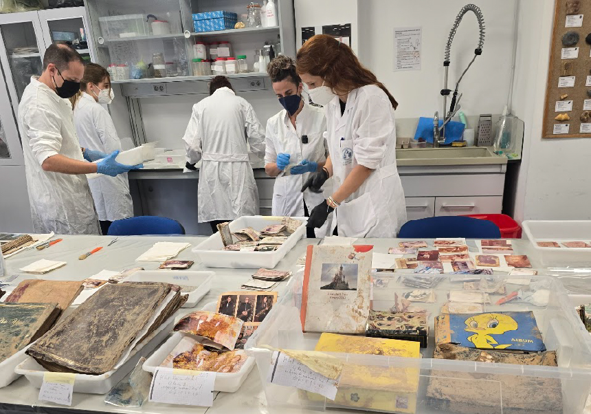 Programa #Salvemlesfotos en la UV.