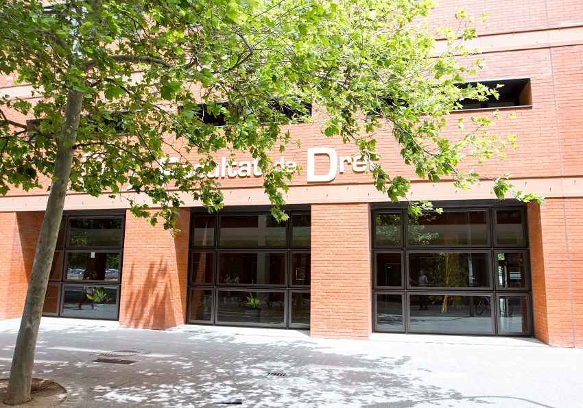 Fachada de la Facultad de Derecho