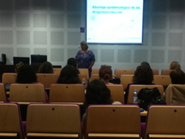 Conferencia titulada: “Rellevància dels paradigmes psicofisiològics implicats en la recaiguda per a la selecció de l'abordatge clínic”
