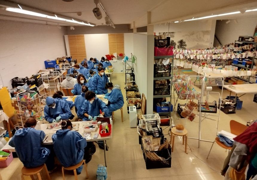 Equipo de restauración de Pontevedra desplazado a València para participar en el programa Salvem les fotos.