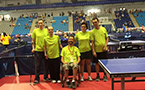 Esportistes pertanyents a l'escola de tenis de taula de la Universitat van participar en el Campionat