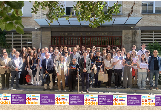 Participants i membres de l'organització.