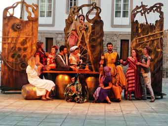 Imagen de una representación de Escena Erasmus.