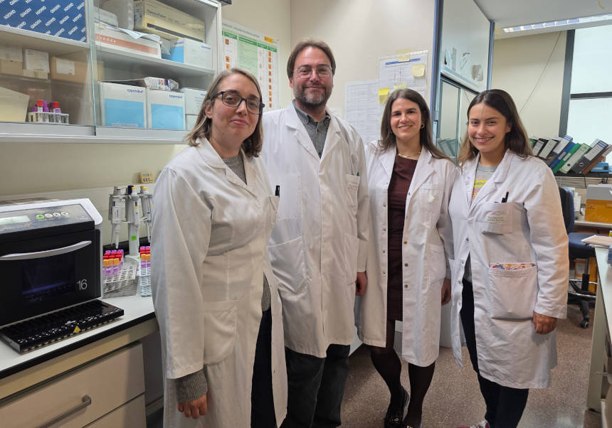 De izquierda a derecha: Eva Asensio, José Vicente Sorlí, Rita Pizcueta y Laura Villamil, personal investigador del Departamento de Medicina Preventiva y Salud Pública. FOTO: Universitat de València.