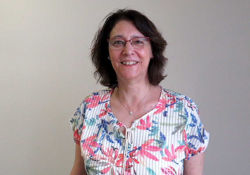 Rosario Gil, profesora del Departamento de Genética de la Universitat de València y quien dirige la investigación molecular de este trabajo.
