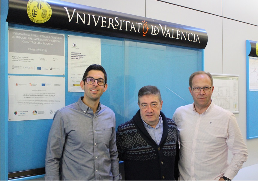 (De izquierda a derecha). David García Rodríguez, Javier Samper Zapater i Julián Gutiérrez Moret.