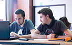 alumnos en clase