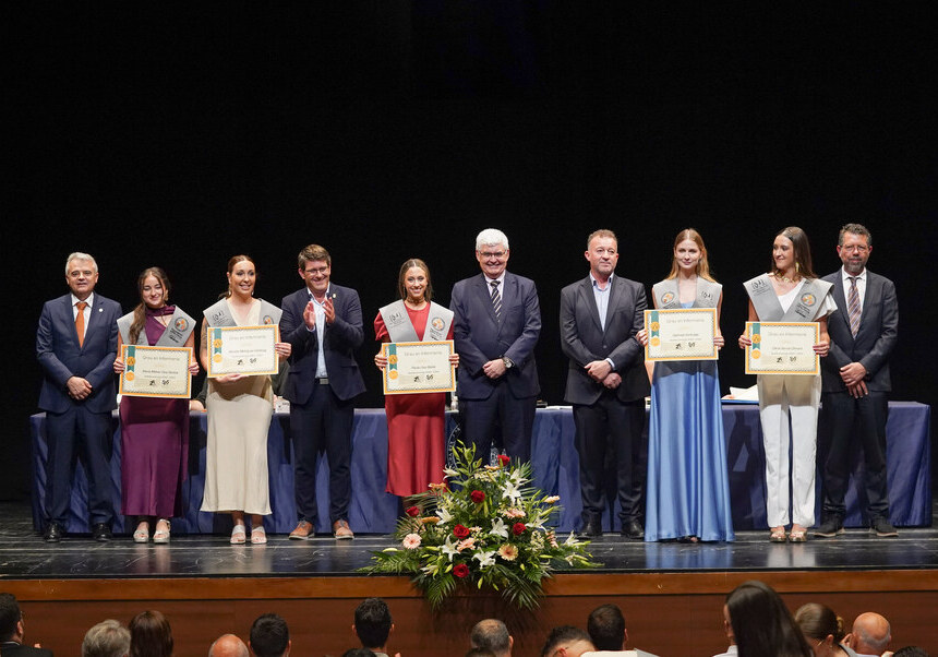 Acte emtrega diplomes